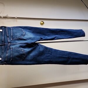 Flash Sale! "Old Navy" Skinny Jeans (Long) 💙